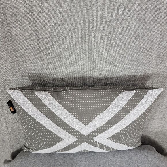 Frye Throw Pillow Gray Contemporary Textured Zippered Side Rectangle 18x13 - Picture 7 of 9